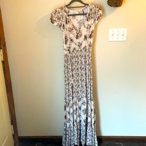 Beautiful floral love stitch (from Vici dolls) dress. 🌸🌼